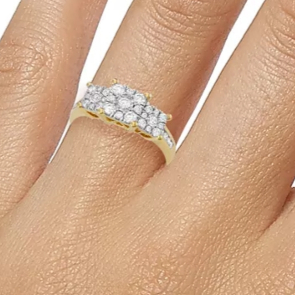 Gold Diamond Ring